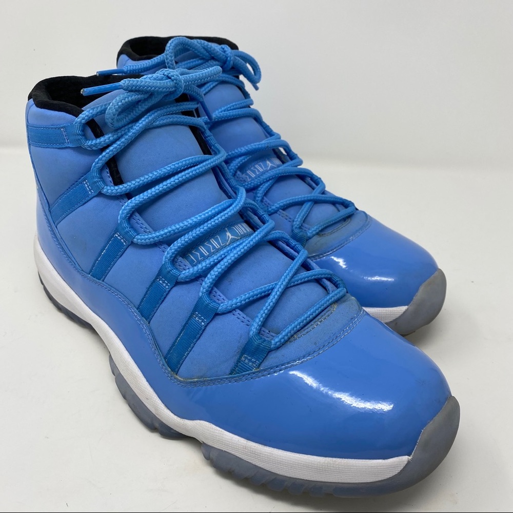 Jordan Pantone 11’s size 13